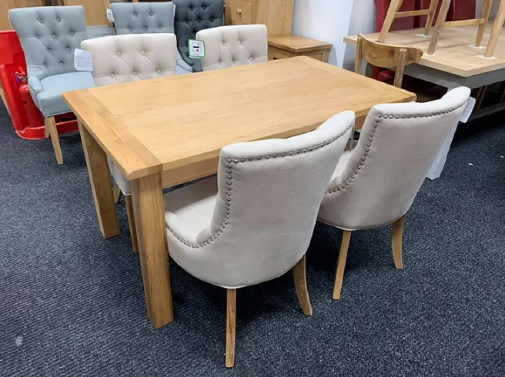 Home [www.pineandoakfurnitureclearancecentre.co.uk]