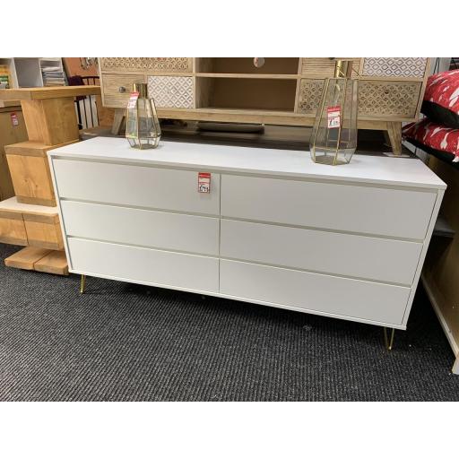 White wide 6 drawer chest